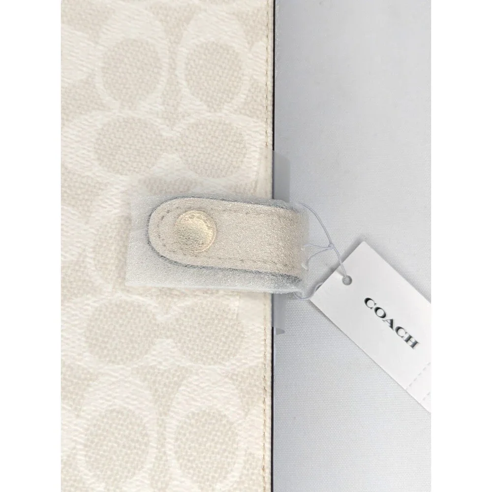 Coach Notebook - CZ198 White Chalk Signature Canvas/Smooth leather - NWT